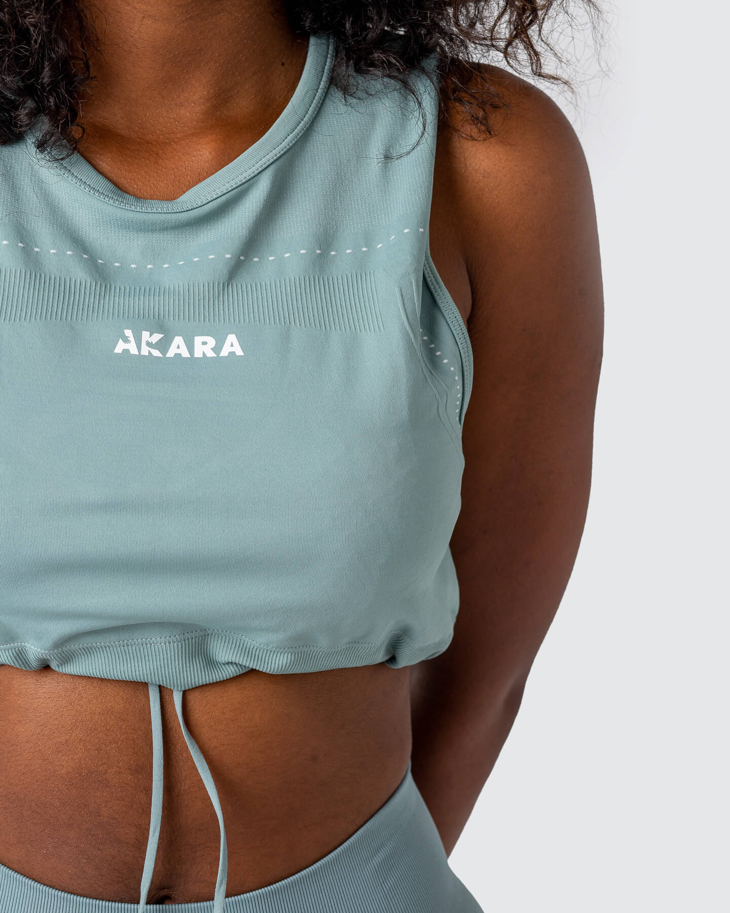 CAMISETA TOP SIN MANGAS SLIM