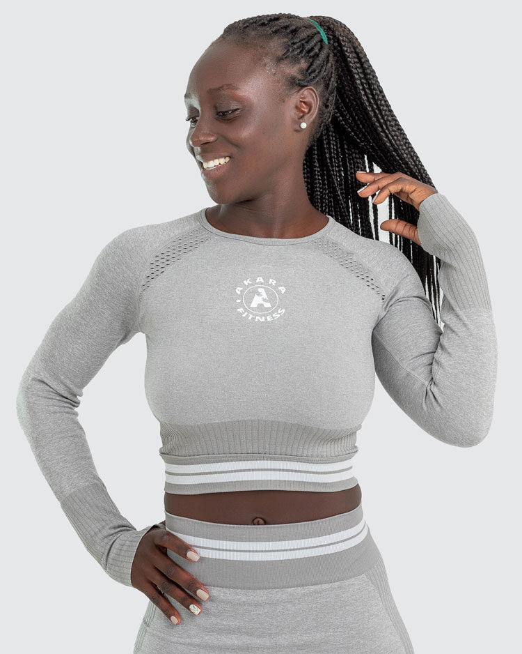 TOP CORTO DE MANGA LARGA STREET FIT