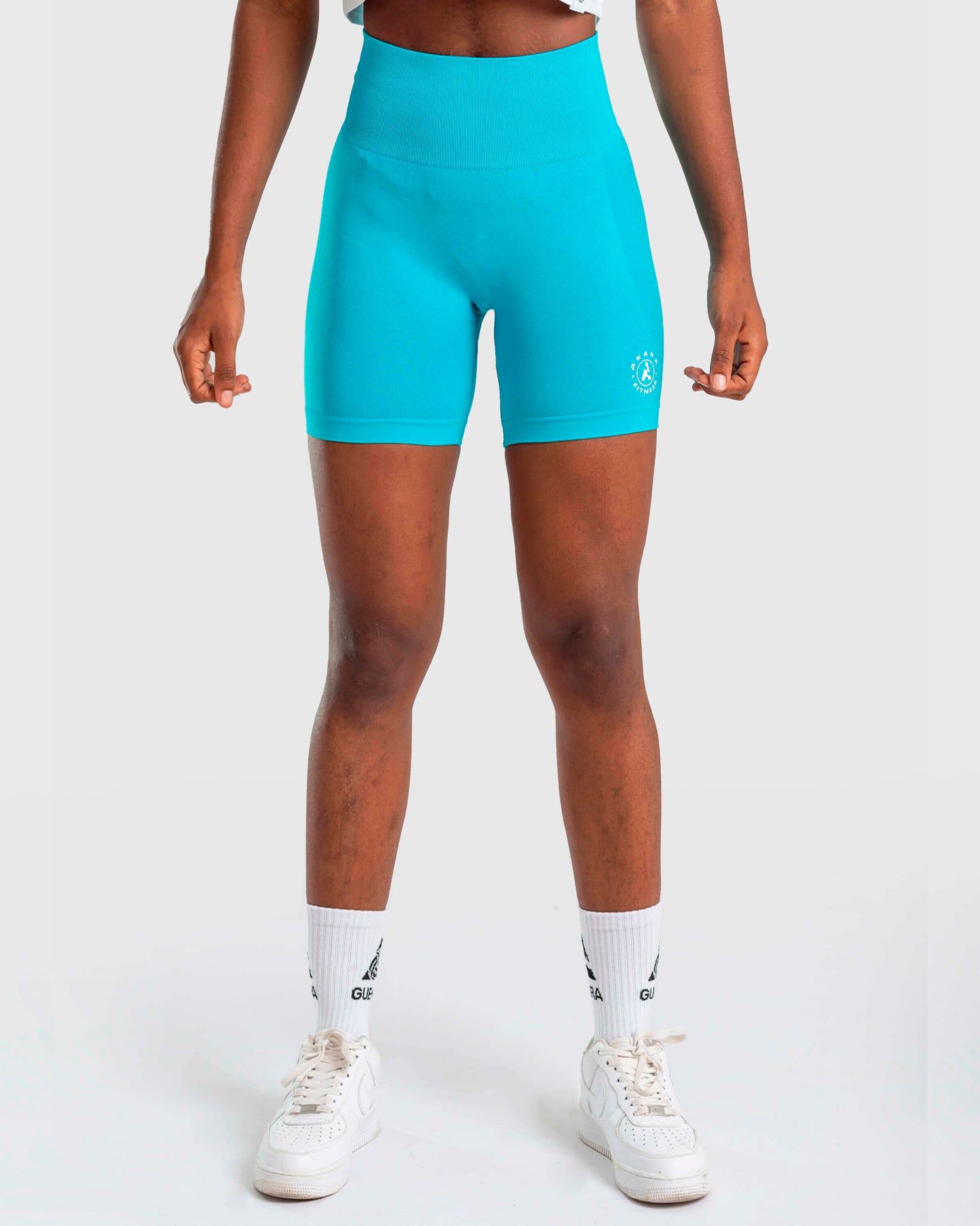 2X34,95€ SHORTS ACTIVE FIT + CALCETINES