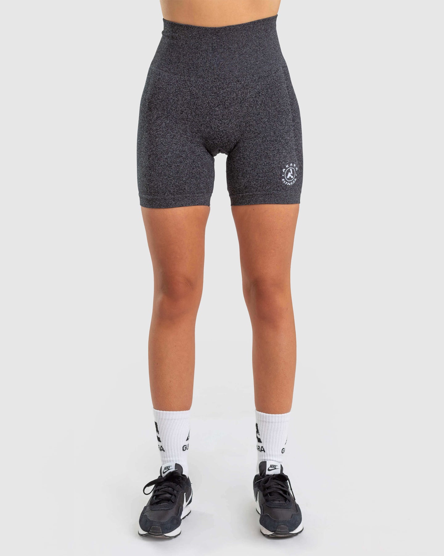 2X34,95€ SHORTS ACTIVE FIT + CALCETINES