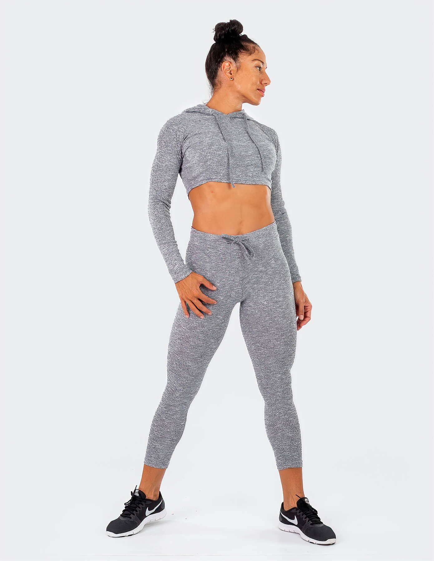 CAMISETA TOP CON CAPUCHA SLIM MALAB
